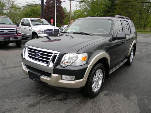 Photo of 2010 Ford Explorer