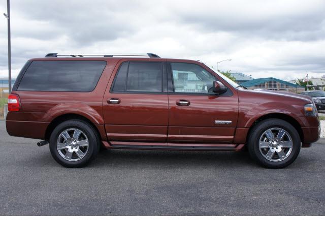 Photo of 2007 Ford Expedition EL