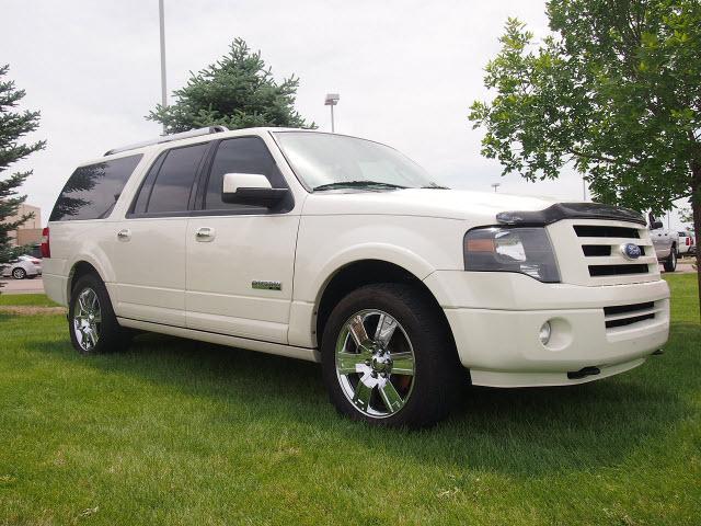 Photo of 2008 Ford Expedition EL