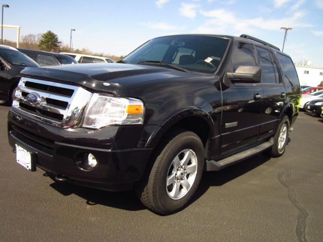 Photo of 2008 Ford Expedition