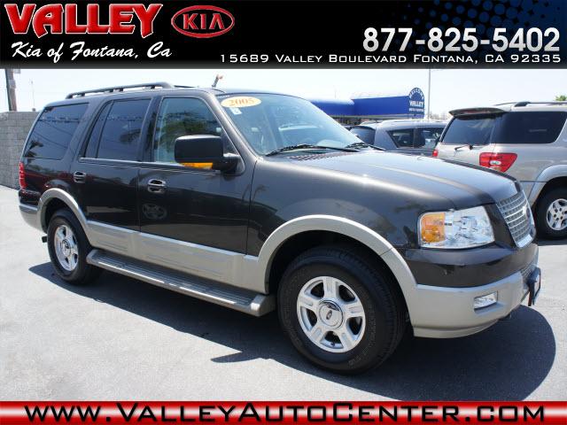 Photo of 2005 Ford Expedition