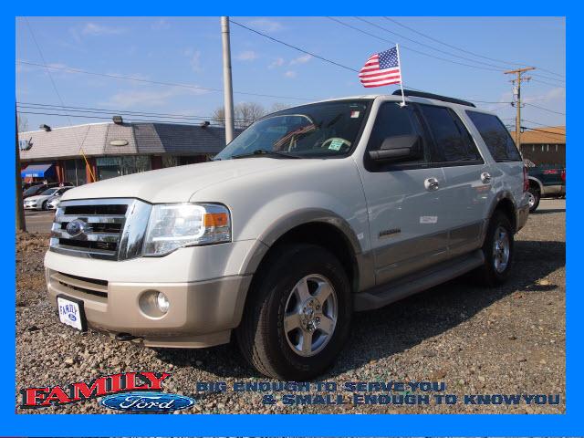 Photo of 2008 Ford Expedition
