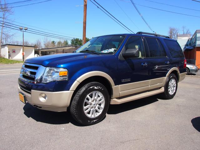 Photo of 2008 Ford Expedition