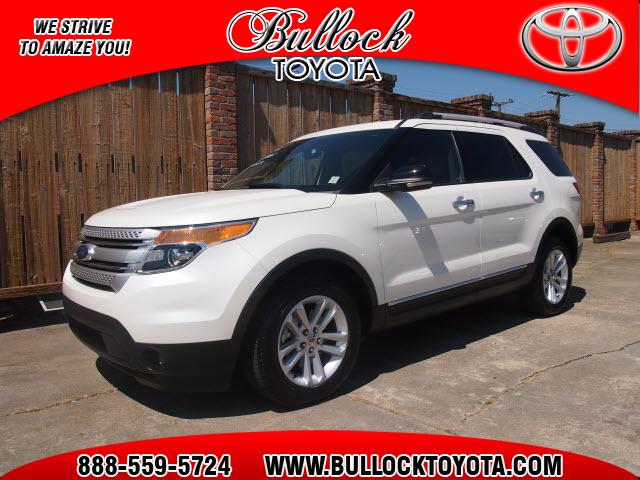 Photo of 2011 Ford Explorer
