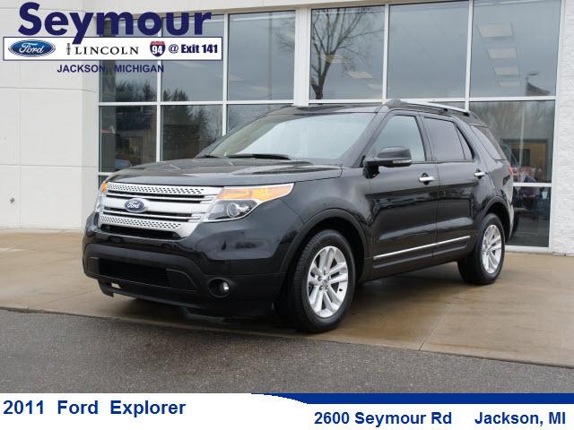 Photo of 2011 Ford Explorer