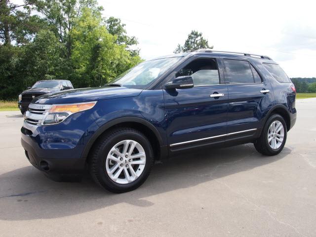 Photo of 2012 Ford Explorer