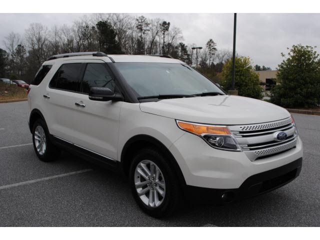 Photo of 2011 Ford Explorer