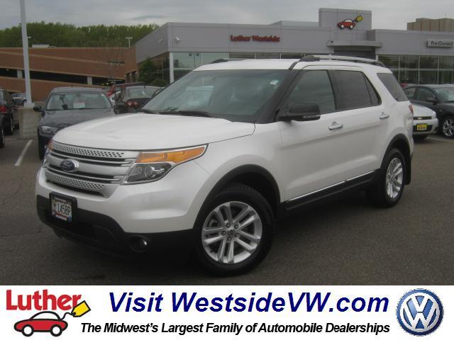 Photo of 2011 Ford Explorer