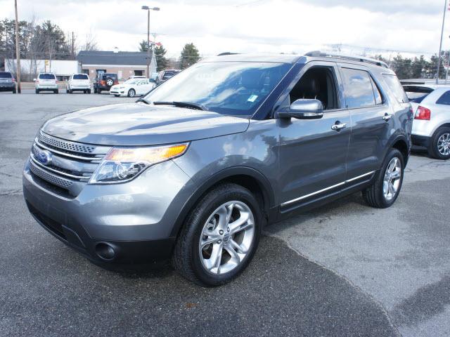 Photo of 2011 Ford Explorer