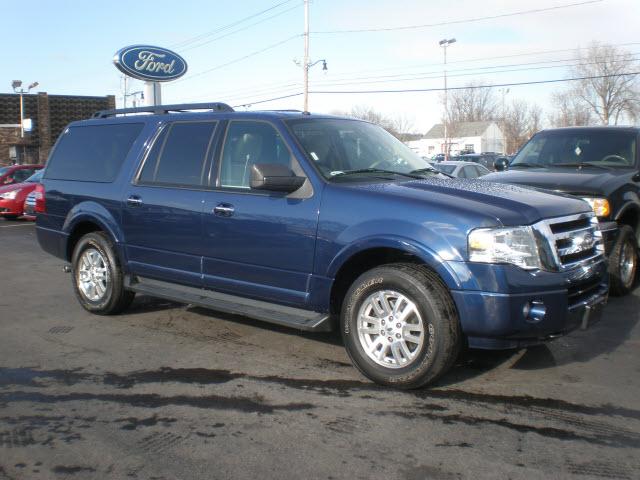 Photo of 2011 Ford Expedition EL