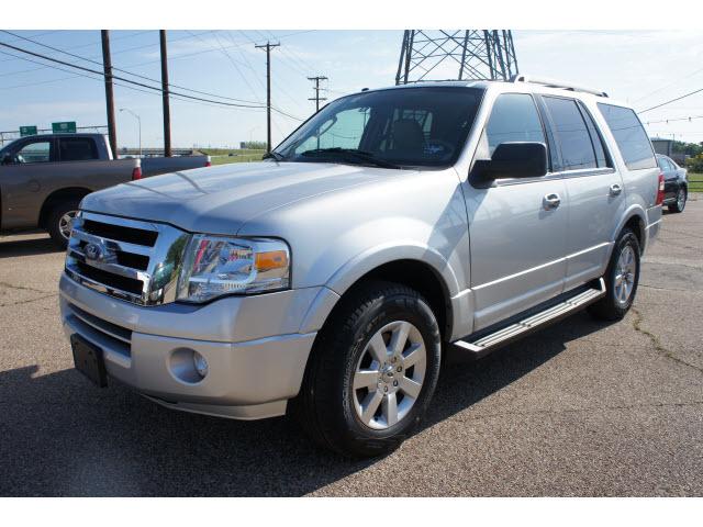 Photo of 2010 Ford Expedition