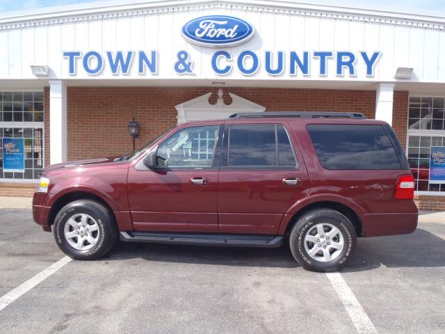 Photo of 2010 Ford Expedition