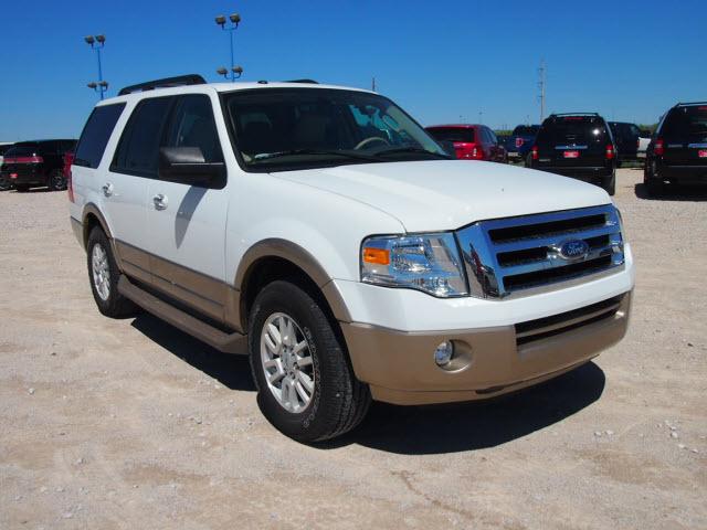 Photo of 2011 Ford Expedition