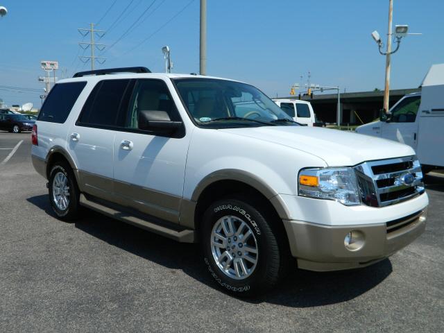 Photo of 2011 Ford Expedition