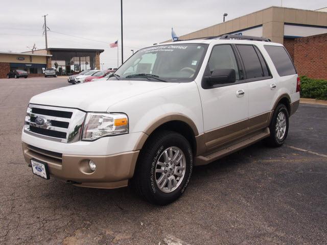 Photo of 2011 Ford Expedition