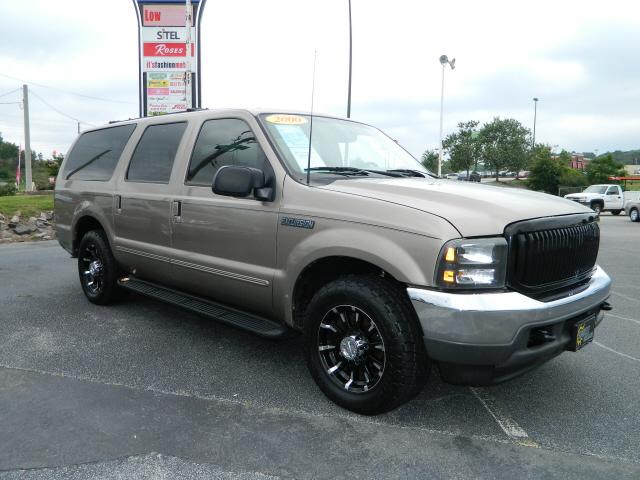 Photo of 2000 Ford Excursion