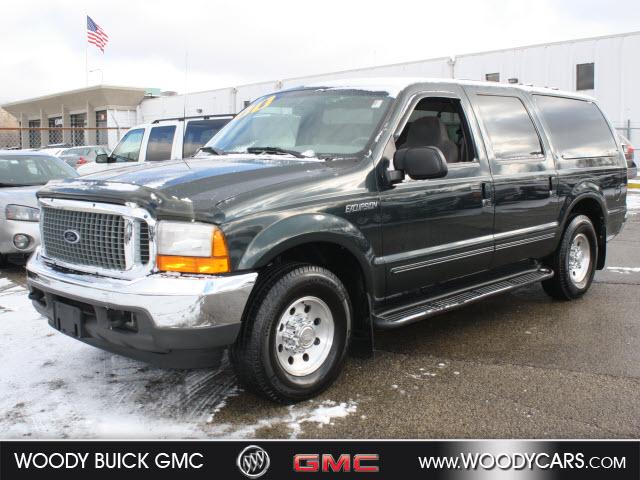 Photo of 2000 Ford Excursion