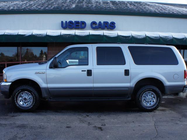 Photo of 2003 Ford Excursion