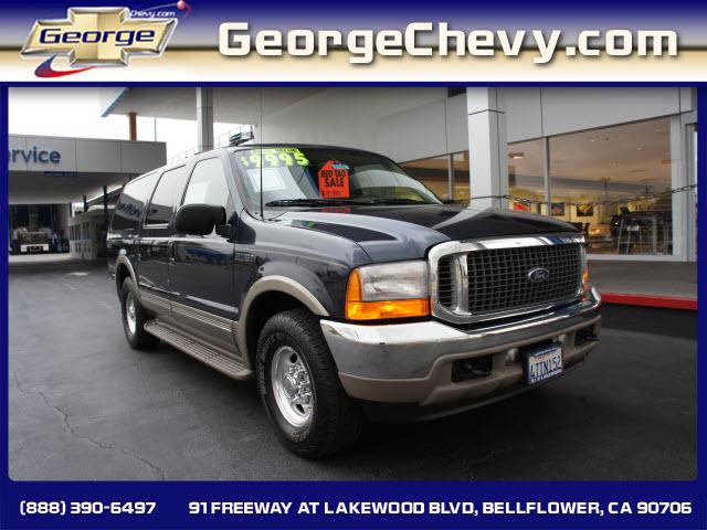 Photo of 2001 Ford Excursion