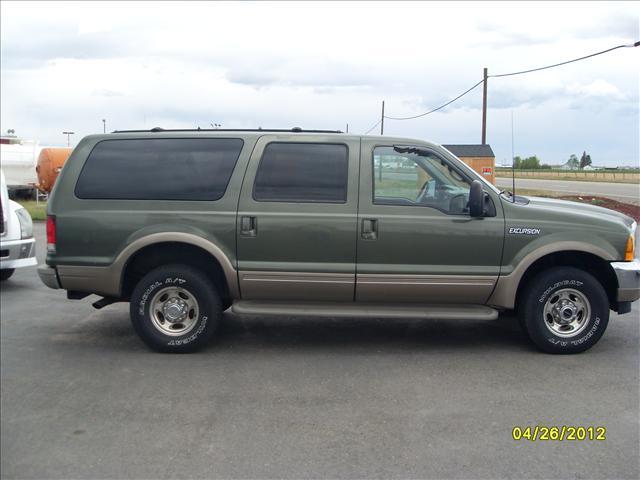 Photo of 2000 Ford Excursion
