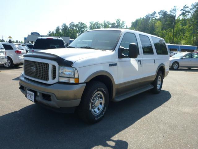 Photo of 2003 Ford Excursion