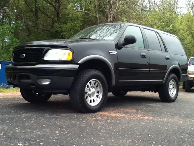 Photo of 2001 Ford Expedition