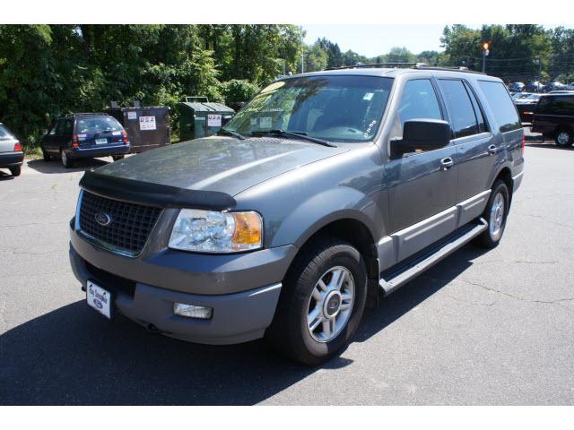 Photo of 2003 Ford Expedition