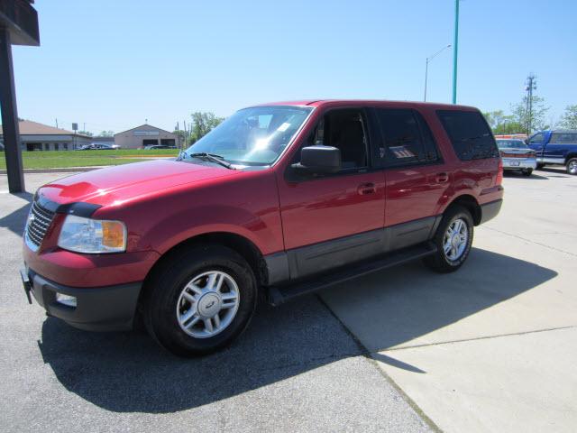 Photo of 2004 Ford Expedition