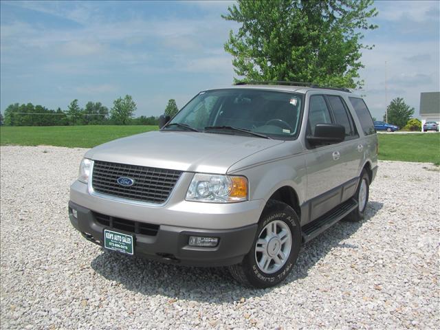 Photo of 2004 Ford Expedition