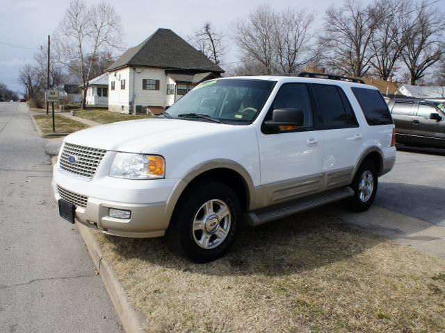 Photo of 2005 Ford Expedition