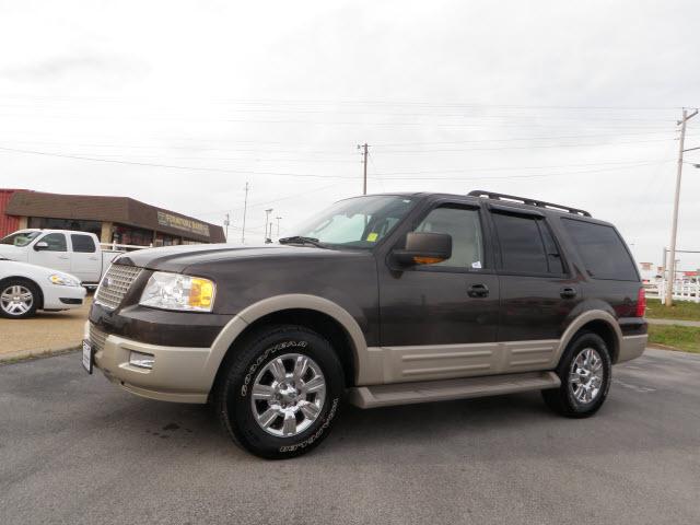 Photo of 2005 Ford Expedition