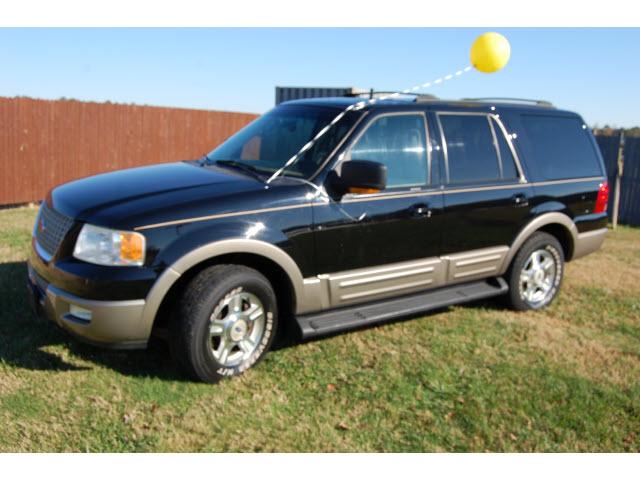 Photo of 2003 Ford Expedition
