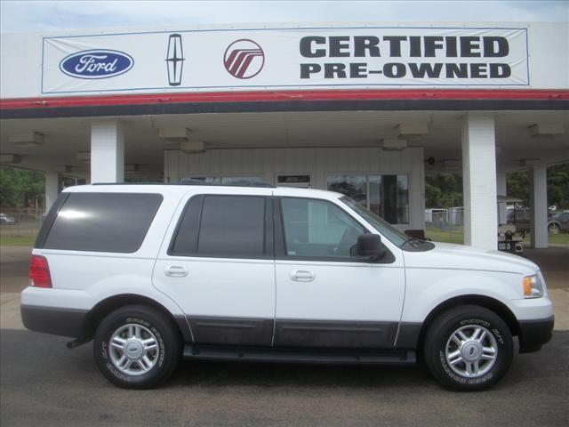 Photo of 2004 Ford Expedition