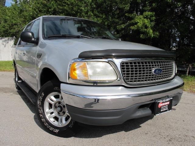 Photo of 2002 Ford Expedition