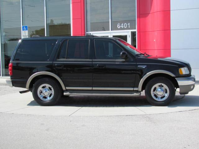 Photo of 2002 Ford Expedition