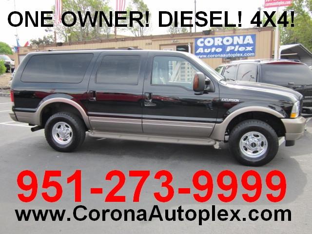 Photo of 2004 Ford Excursion