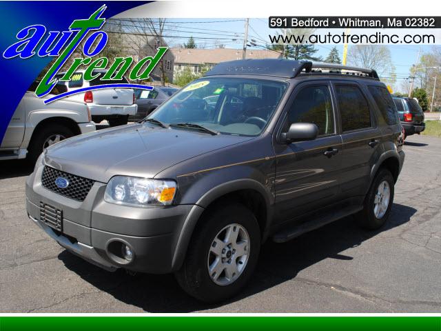 Photo of 2005 Ford Escape