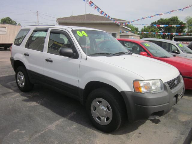 Photo of 2004 Ford Escape