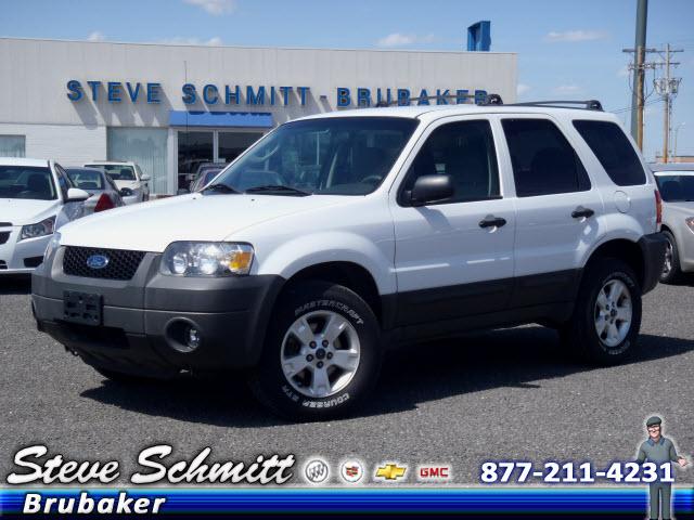 Photo of 2005 Ford Escape