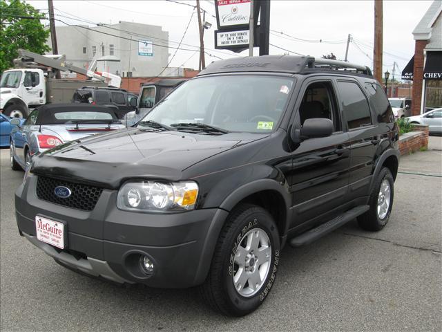 Photo of 2005 Ford Escape