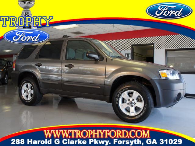 Photo of 2006 Ford Escape