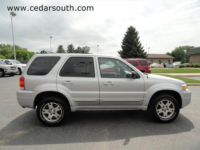 Photo of 2005 Ford Escape