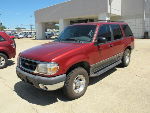 Photo of 1999 Ford Explorer