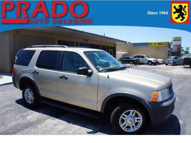 Photo of 2003 Ford Explorer