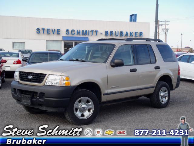 Photo of 2005 Ford Explorer