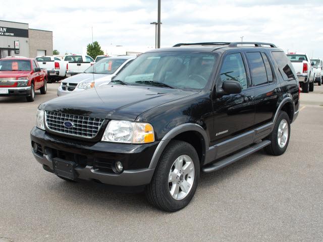 Photo of 2004 Ford Explorer