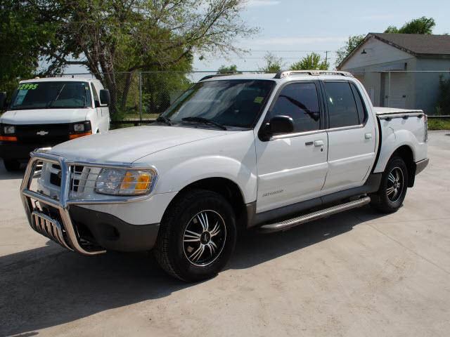 Photo of 2001 Ford Explorer Sport Trac