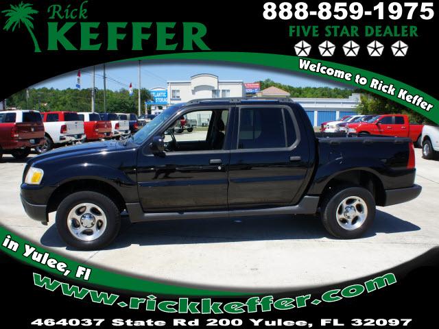 Photo of 2004 Ford Explorer Sport Trac