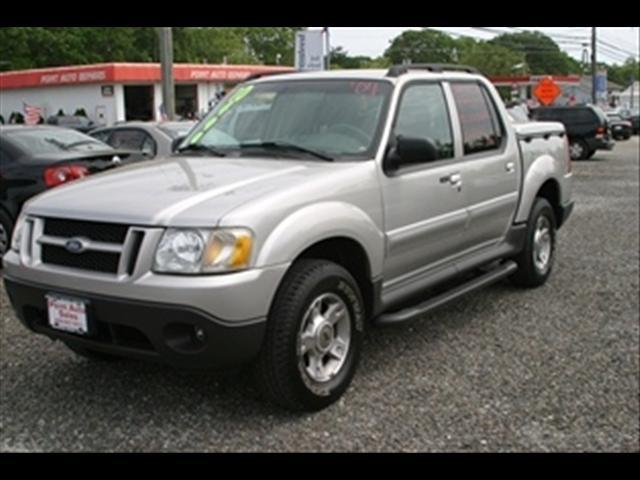 Photo of 2004 Ford Explorer Sport Trac