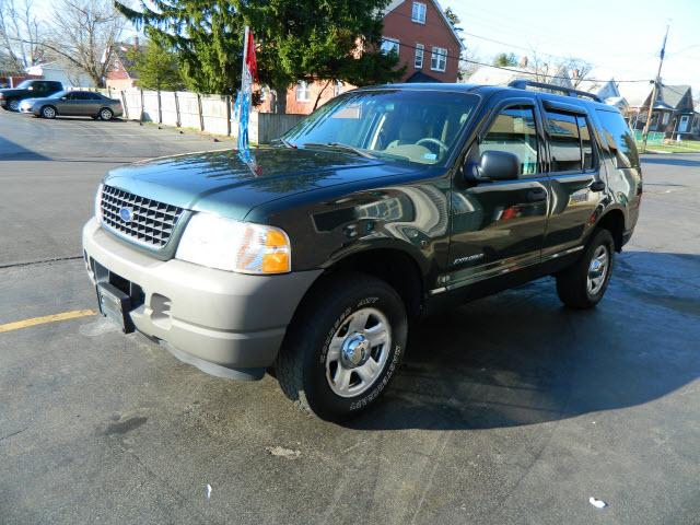 Photo of 2002 Ford Explorer